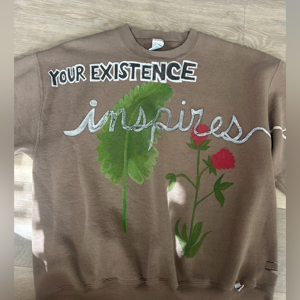 Russell Athletic Brown Graphic Sweatshirt - Picture 3 of 5